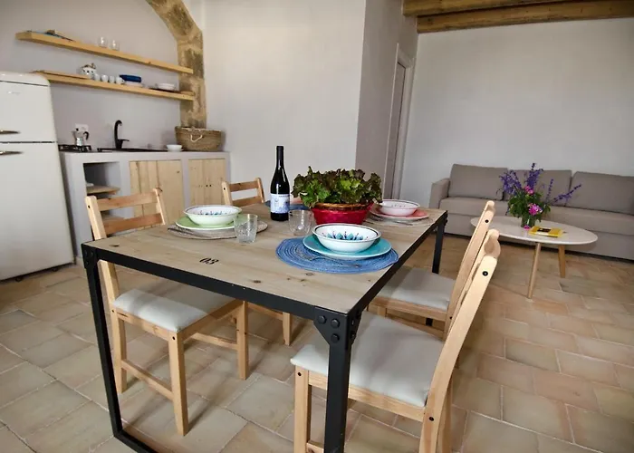 Kapuhala Sicily Resort 3*